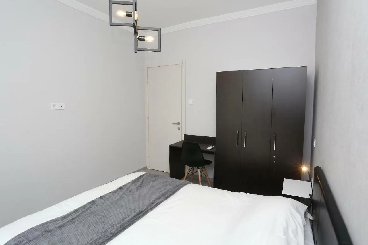 Oli'S Luxury Apartment Salonic